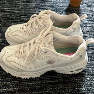 Skechers Air-cooled memory foam